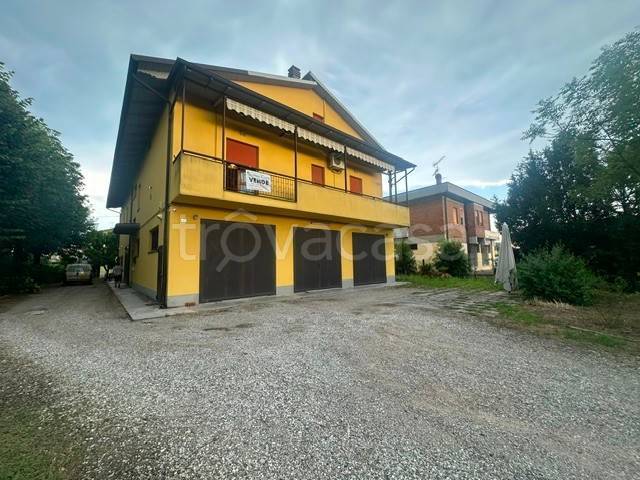 casa indipendente in vendita a Bomporto