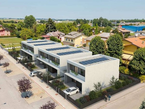 casa indipendente in vendita a Bomporto in zona Solara