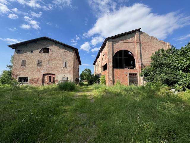 terreno edificabile in vendita a Bomporto in zona Sorbara