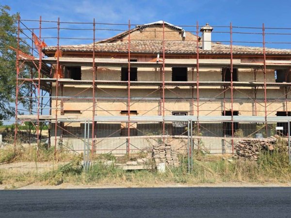 casa indipendente in vendita a Bomporto in zona Solara
