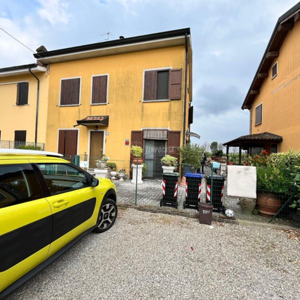 casa indipendente in vendita a Campogalliano