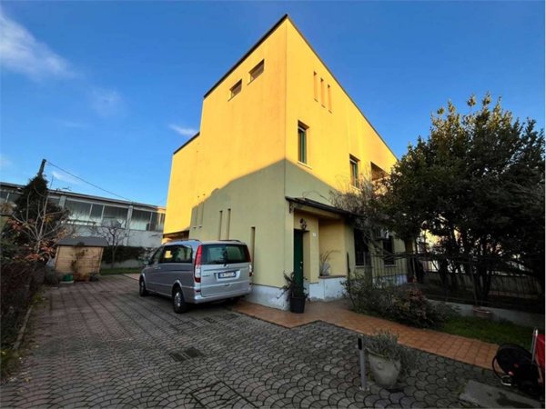casa indipendente in vendita a Campogalliano