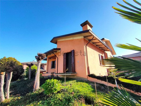 casa indipendente in vendita a Campogalliano