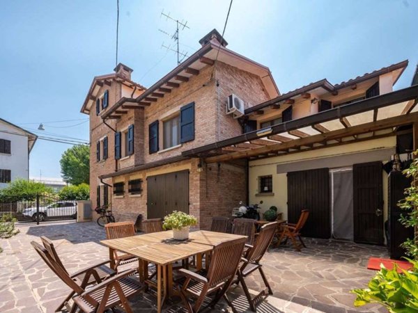 casa indipendente in vendita a Campogalliano