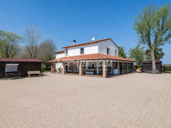 casa indipendente in vendita a Campogalliano in zona Panzano