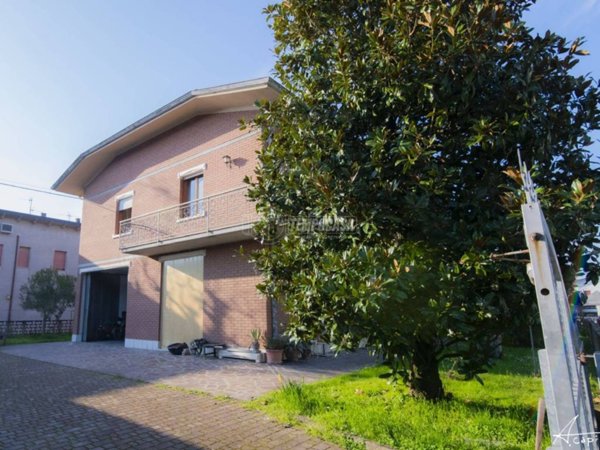 casa indipendente in vendita a Camposanto