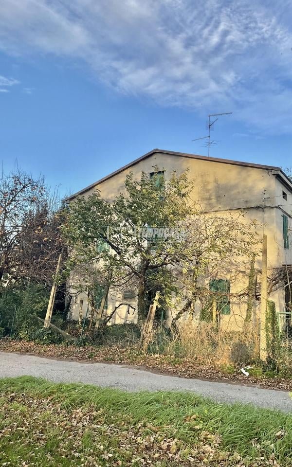 casa indipendente in vendita a Camposanto