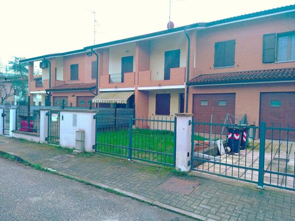 casa indipendente in vendita a Camposanto