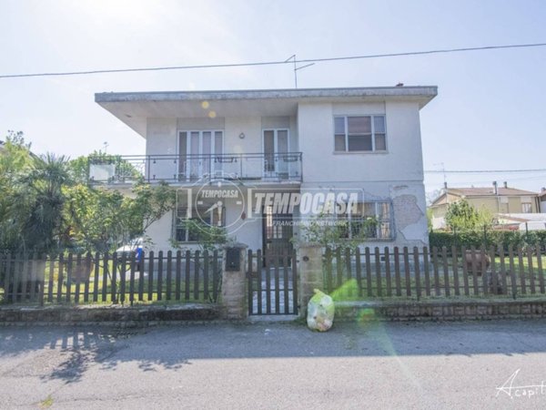 casa indipendente in vendita a Camposanto