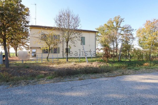 casa indipendente in vendita a Camposanto