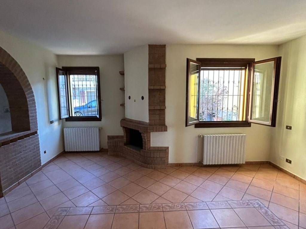 casa indipendente in vendita a Camposanto