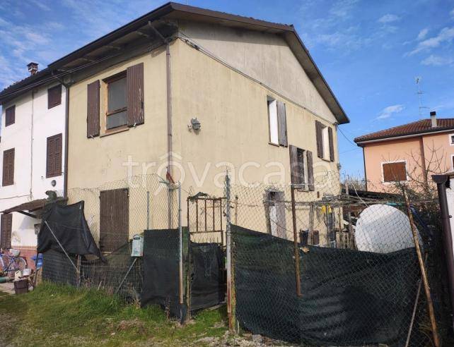 casa indipendente in vendita a Camposanto