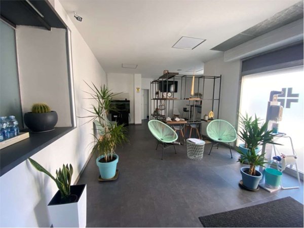 ufficio in vendita a Carpi