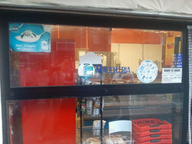 negozio in vendita a Carpi