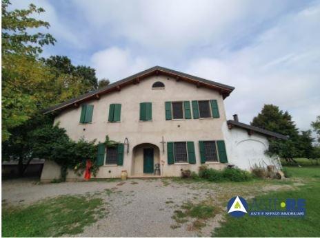 casa indipendente in vendita a Carpi in zona Gargallo