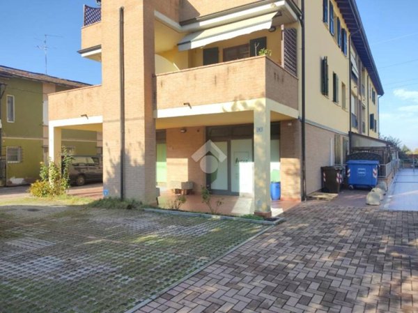 negozio in vendita a Carpi in zona Gargallo