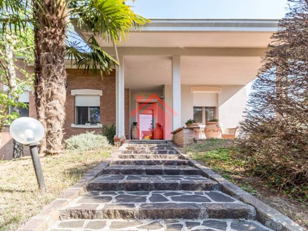 casa indipendente in vendita a Carpi in zona San Marino