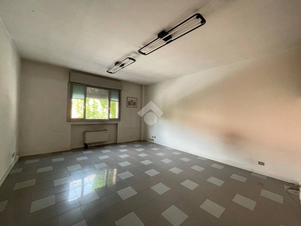 appartamento in vendita a Carpi in zona Centro Storico