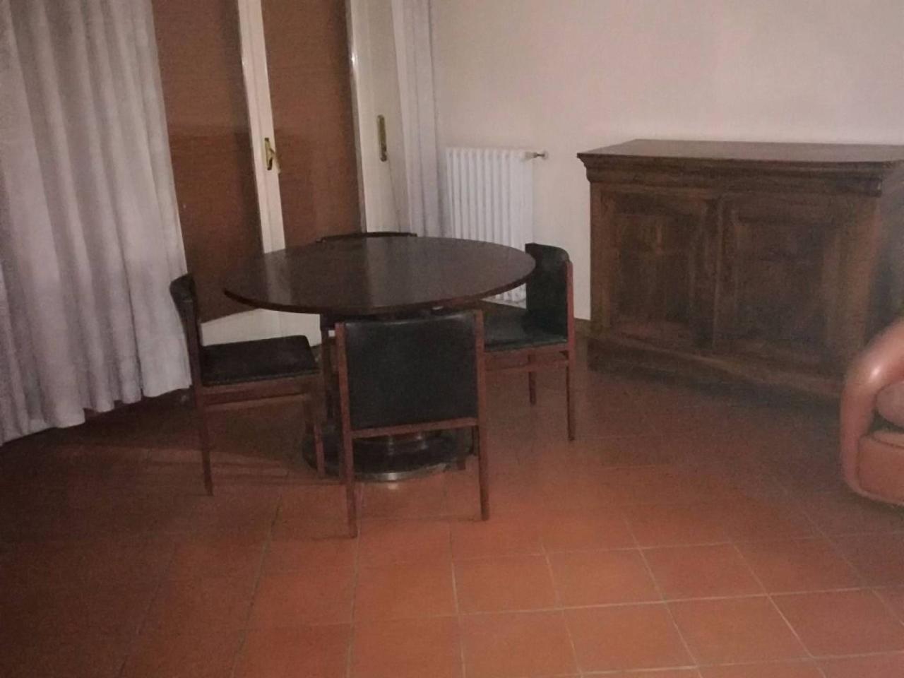 casa indipendente in vendita a Carpi in zona Centro Storico