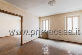 casa indipendente in vendita a Carpi in zona Centro Storico