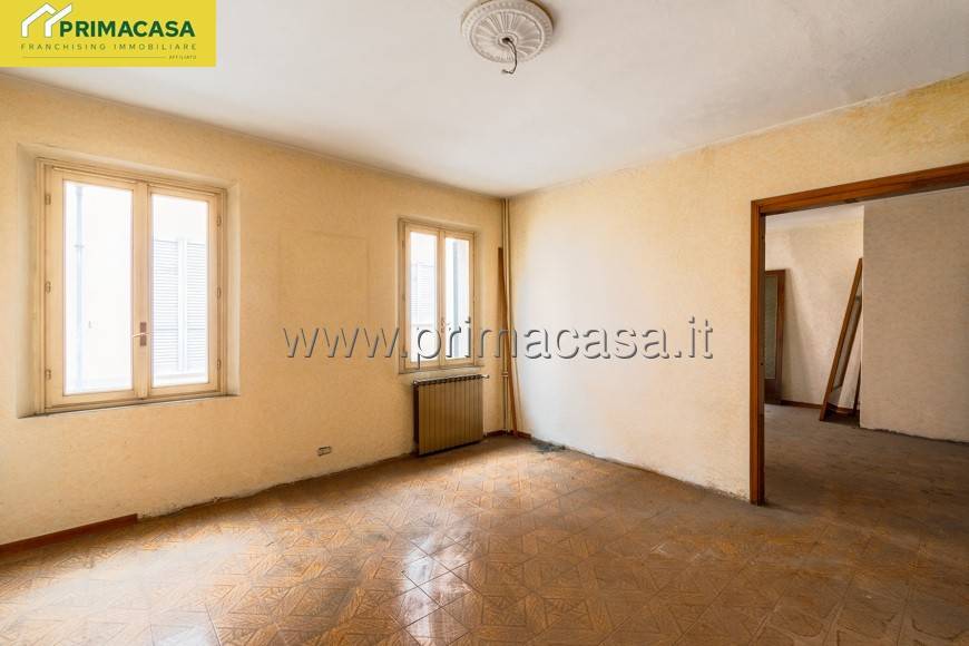 casa indipendente in vendita a Carpi in zona Centro Storico