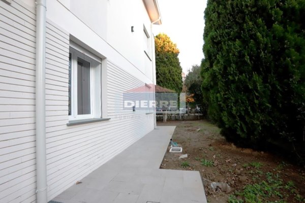 casa indipendente in vendita a Carpi