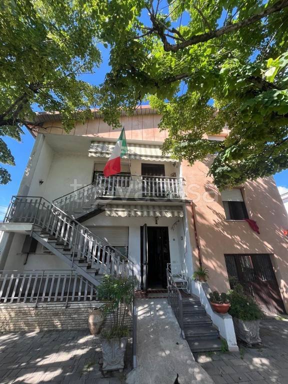 casa indipendente in vendita a Carpi in zona San Marino