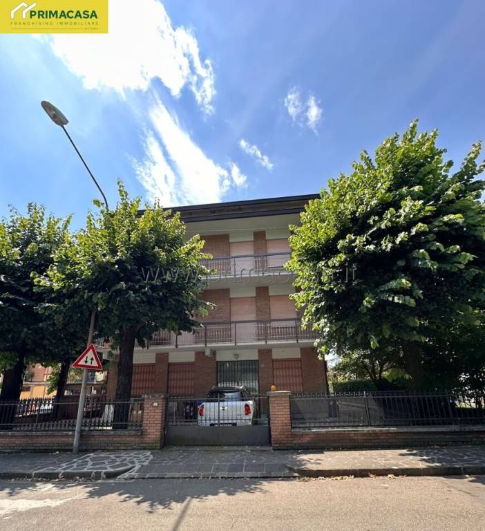 casa indipendente in vendita a Carpi