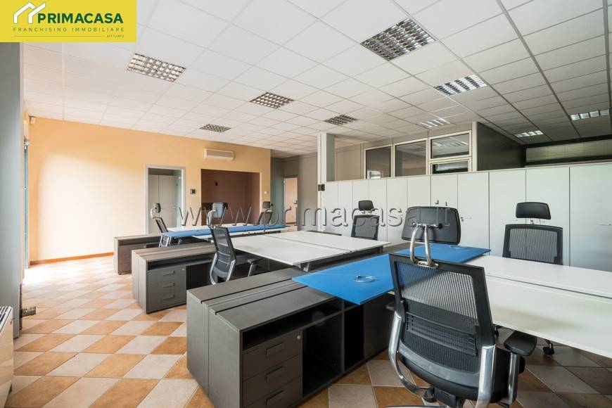 ufficio in vendita a Carpi in zona Gargallo