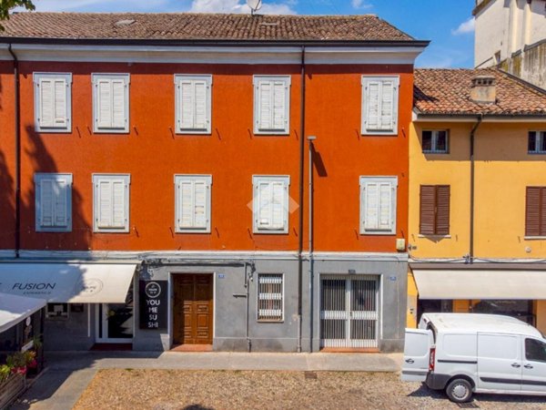 appartamento in vendita a Carpi in zona Centro Storico
