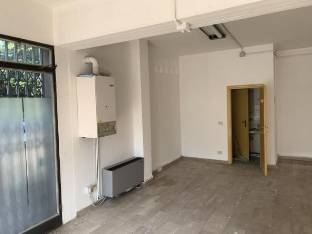negozio in vendita a Carpi