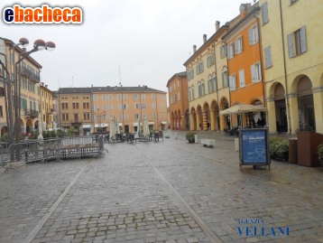 ufficio in vendita a Carpi in zona Centro Storico