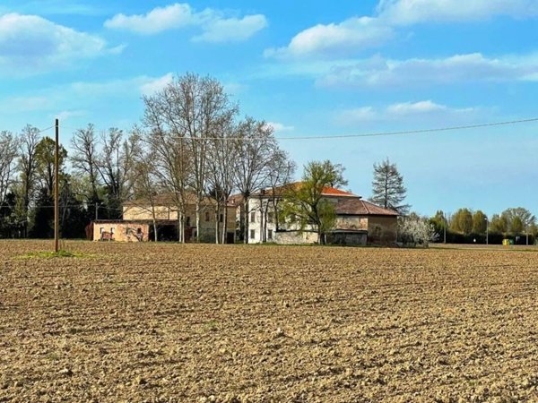 terreno agricolo in vendita a Carpi in zona Quartirolo