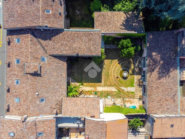 appartamento in vendita a Carpi in zona Centro Storico