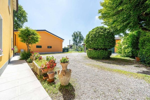 casa indipendente in vendita a Carpi in zona Cortile