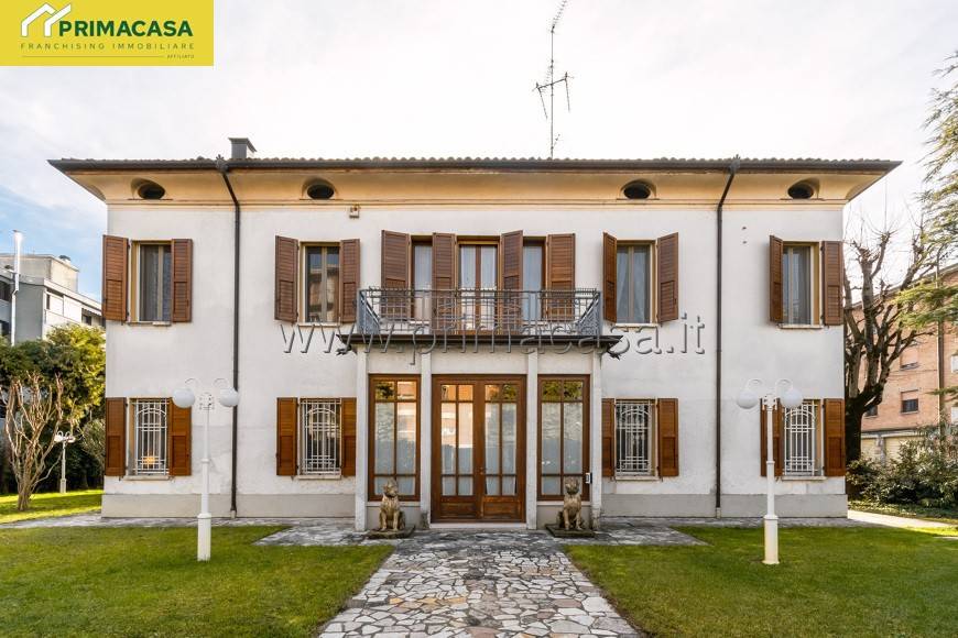 casa indipendente in vendita a Carpi in zona Quartirolo
