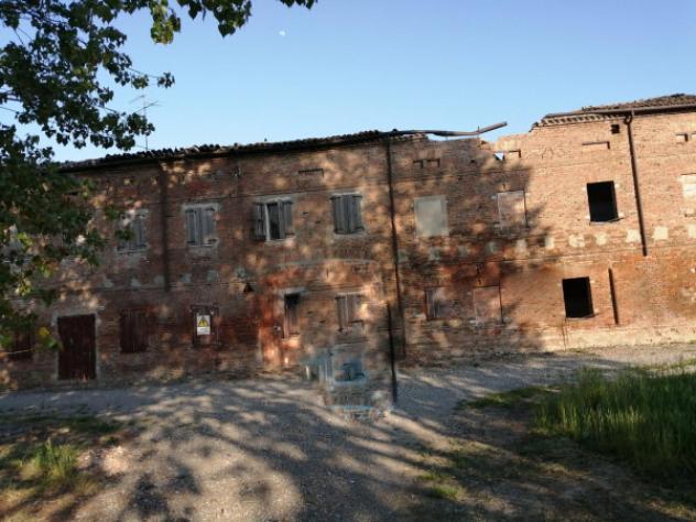 casa indipendente in vendita a Carpi in zona Cortile