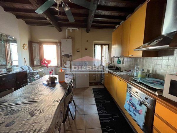 appartamento in vendita a Carpi in zona Centro Storico