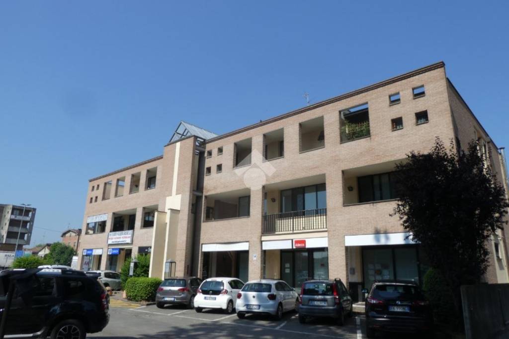 ufficio in vendita a Carpi in zona Centro Storico