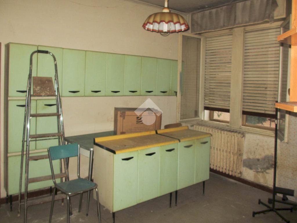 casa indipendente in vendita a Carpi in zona Centro Storico