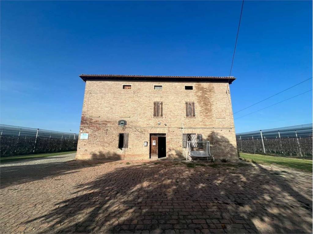 casa indipendente in vendita a Carpi in zona Quartirolo