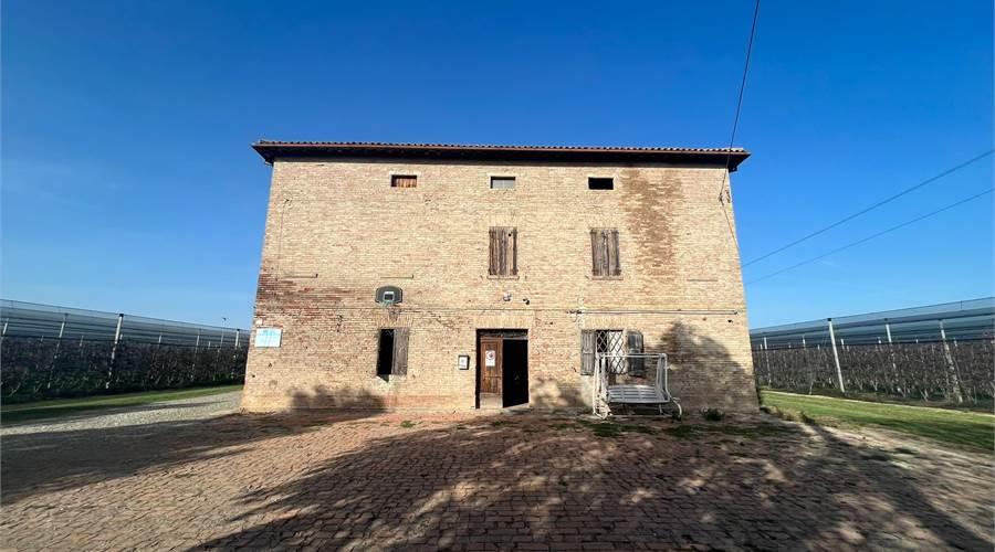 casale in vendita a Carpi in zona Quartirolo