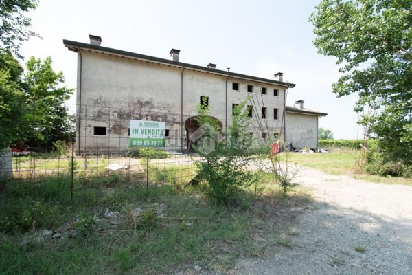 casale in vendita a Carpi