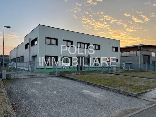 locale commerciale in vendita a Carpi in zona San Marino