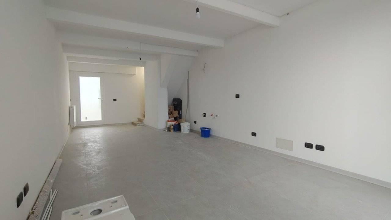 casa indipendente in vendita a Carpi in zona Budrione
