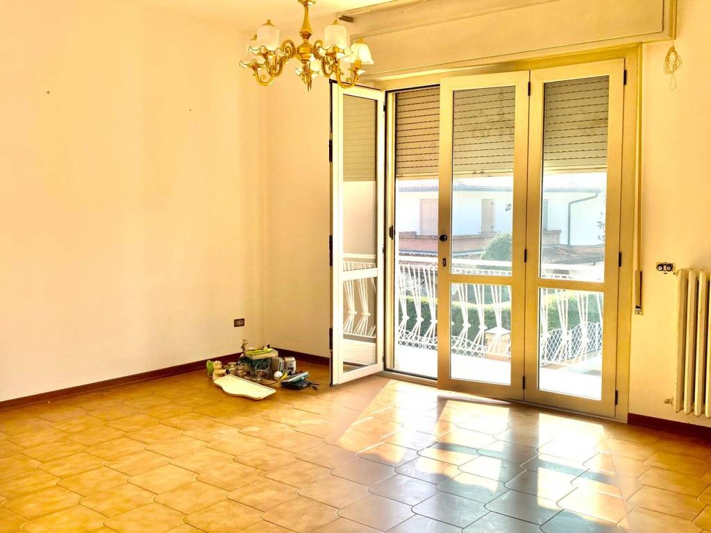 intera palazzina in vendita a Carpi