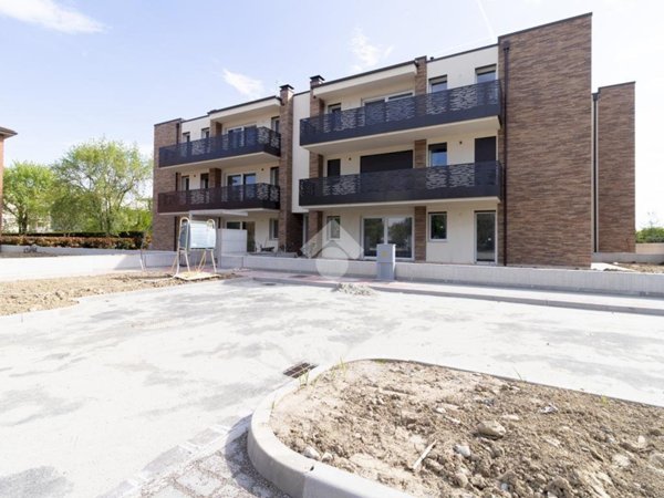 appartamento in vendita a Carpi in zona Centro Storico