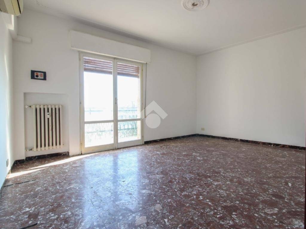 appartamento in vendita a Carpi in zona Centro Storico