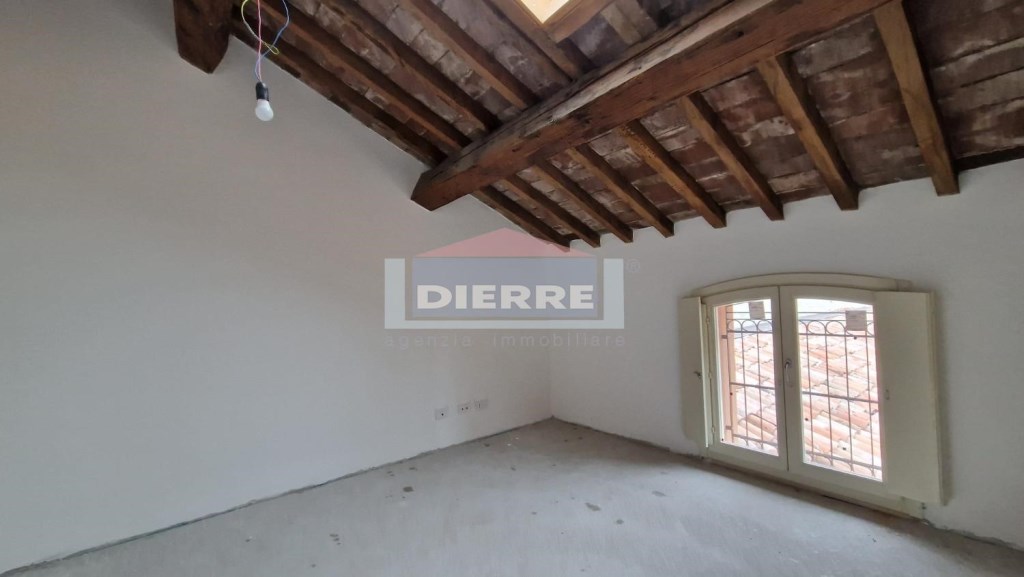 appartamento in vendita a Carpi in zona Centro Storico