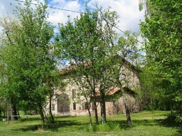 casa indipendente in vendita a Carpi in zona San Marino